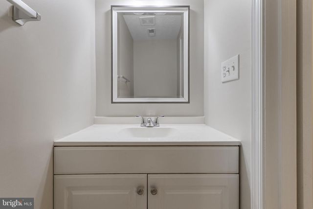 1104 TRAVIS LN, Gaithersburg, MD 20879