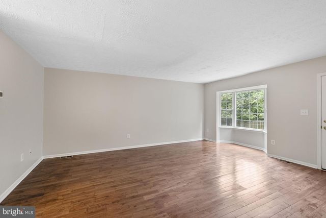 1104 TRAVIS LN, Gaithersburg, MD 20879