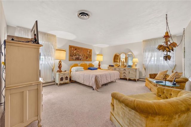 100 South Greenwood Avenue, Easton, PA 18045