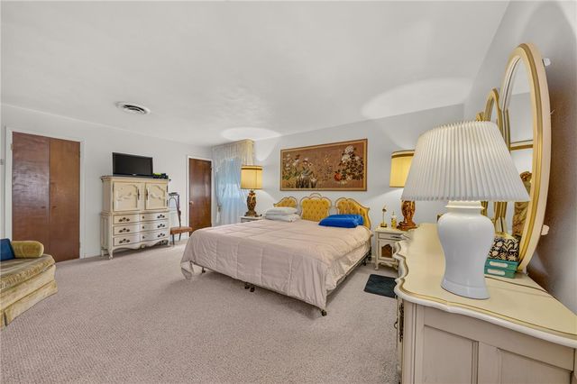100 South Greenwood Avenue, Easton, PA 18045