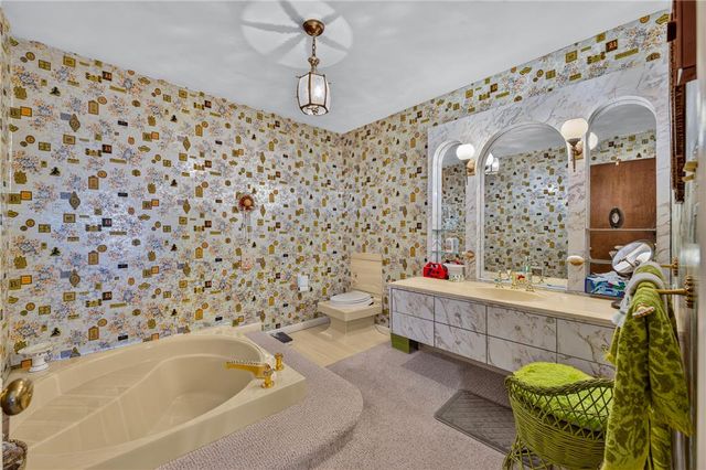 100 South Greenwood Avenue, Easton, PA 18045