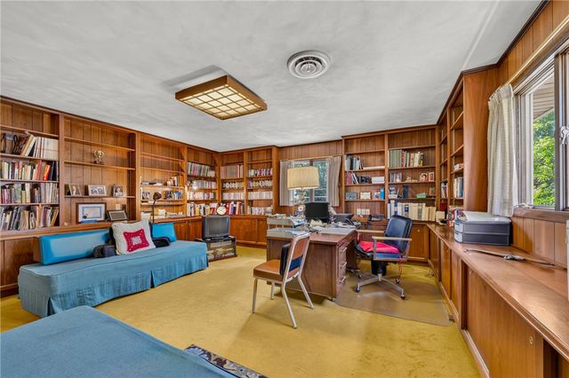 100 South Greenwood Avenue, Easton, PA 18045