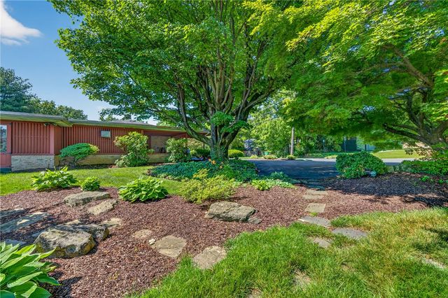 100 South Greenwood Avenue, Easton, PA 18045