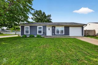 201 Pell Avenue, Romeoville, IL 60446
