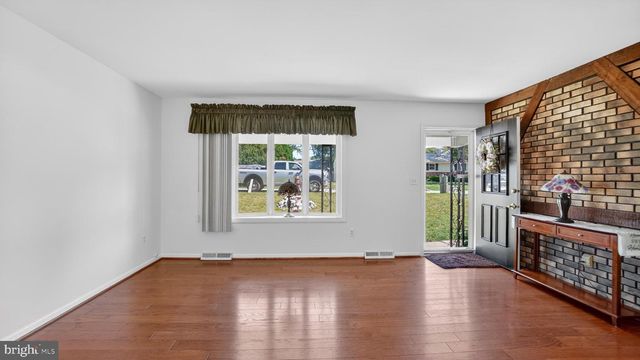 1264 ROCK HILL RD, Pasadena, MD 21122