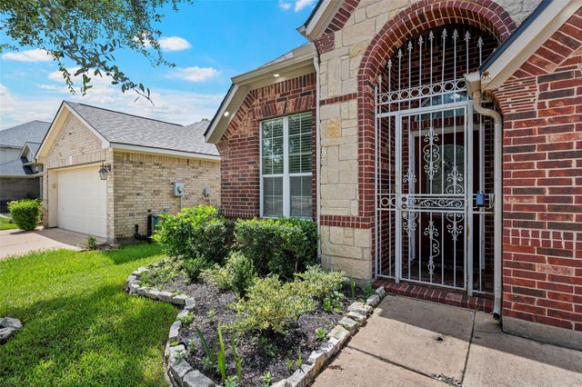 6907 Birnam Garden Lane, Houston, TX 77086