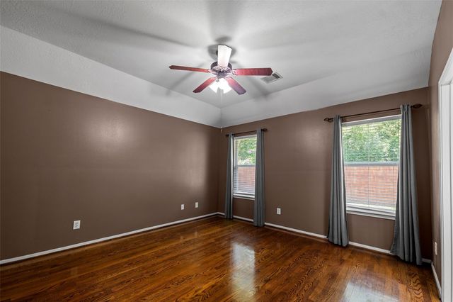 6907 Birnam Garden Lane, Houston, TX 77086