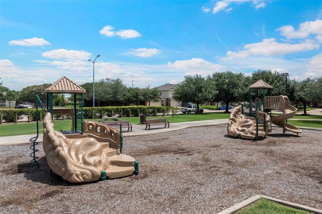 6907 Birnam Garden Lane, Houston, TX 77086