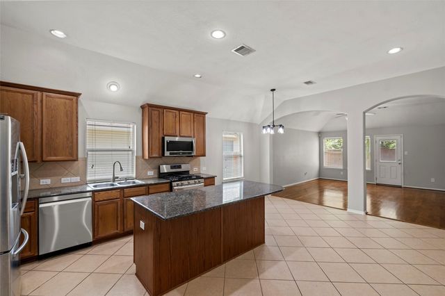 6907 Birnam Garden Lane, Houston, TX 77086