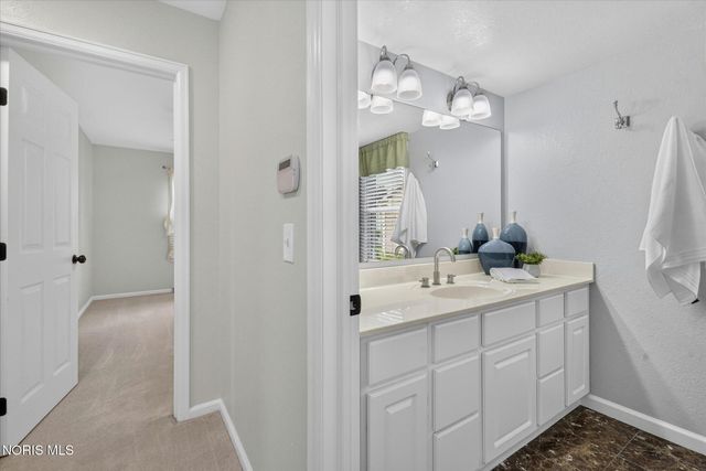 2238 Old Planke Road, Holland, OH 43528