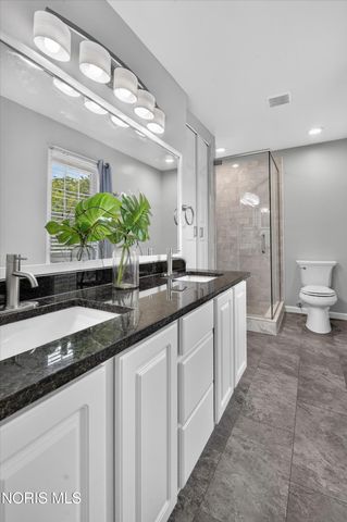 2238 Old Planke Road, Holland, OH 43528