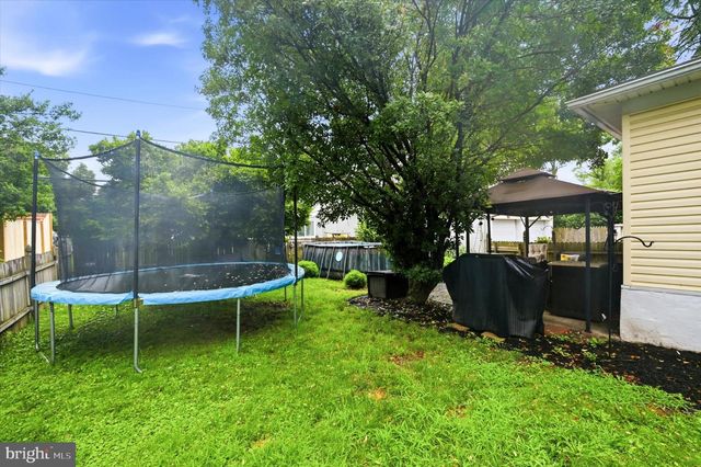 2113 SUSQUEHANNA RD, Abington, PA 19001
