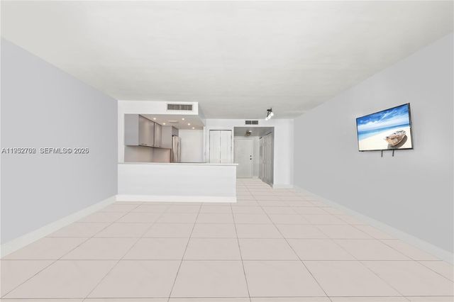 250 174th St 1410, Sunny Isles Beach, FL 33160