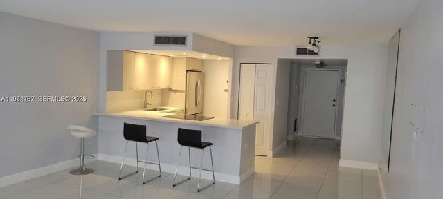 250 174th St 1410, Sunny Isles Beach, FL 33160