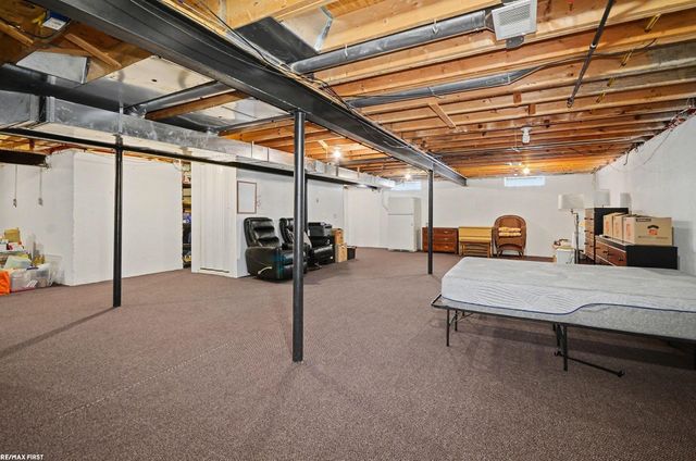 30240 Madison Avenue, Warren, MI 48093