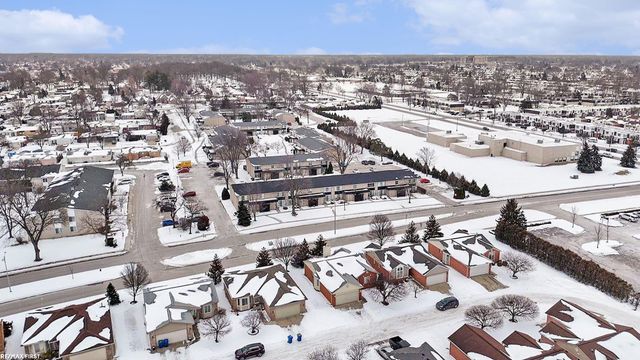 30240 Madison Avenue, Warren, MI 48093