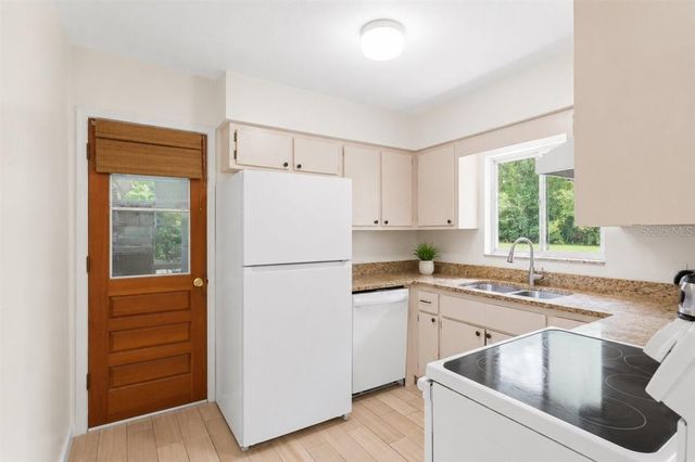10803 SW 92ND PLACE, Gainesville, FL 32608
