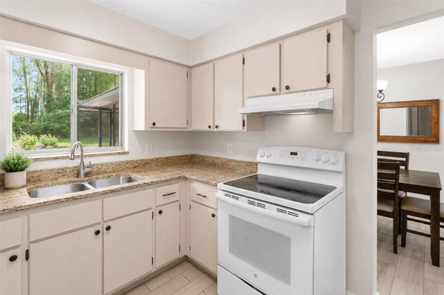 10803 SW 92ND PLACE, Gainesville, FL 32608
