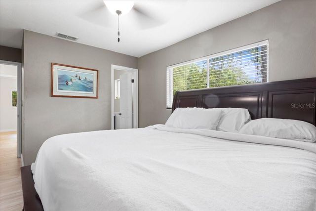 10803 SW 92ND PLACE, Gainesville, FL 32608