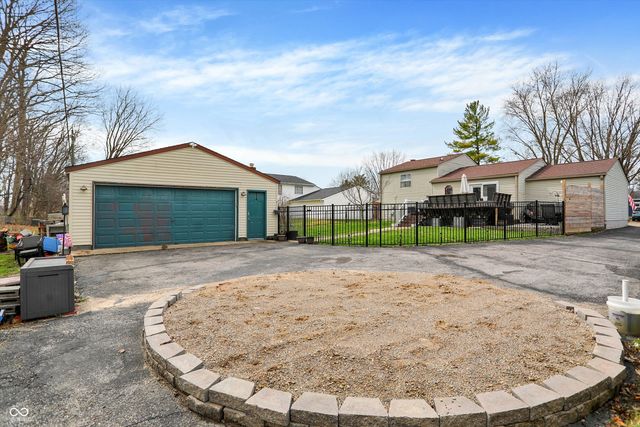 6839 Chauncey Drive, Indianapolis, IN 46221