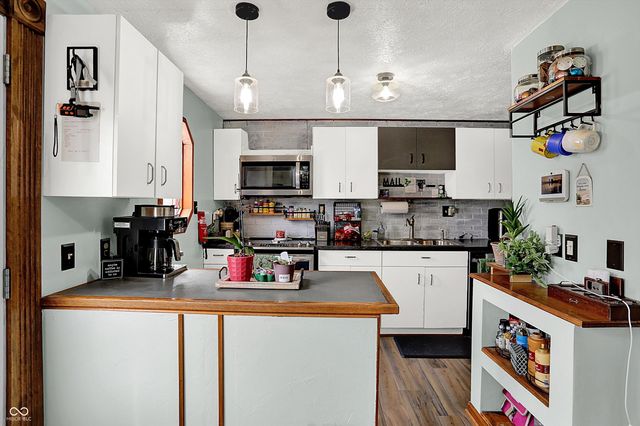 6839 Chauncey Drive, Indianapolis, IN 46221