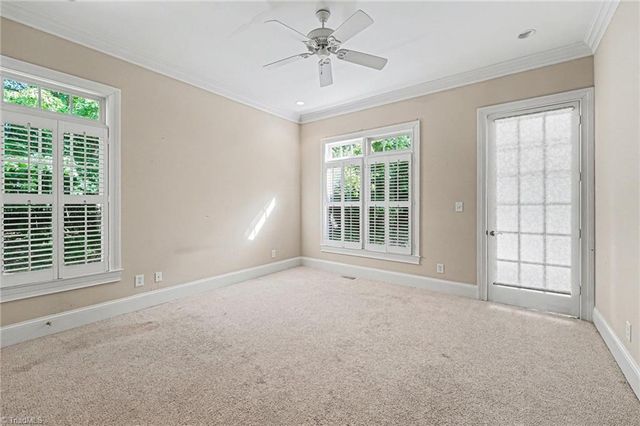 807 Northern Shores Point, Greensboro, NC 27455