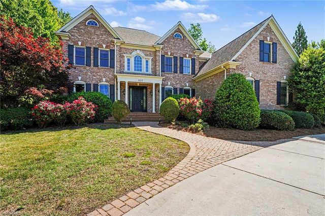 807 Northern Shores Point, Greensboro, NC 27455