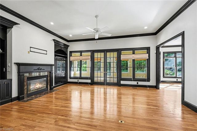 807 Northern Shores Point, Greensboro, NC 27455