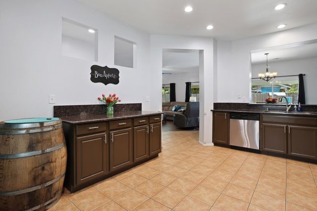 2618 River Cove Dr, Riverbank, CA 95367
