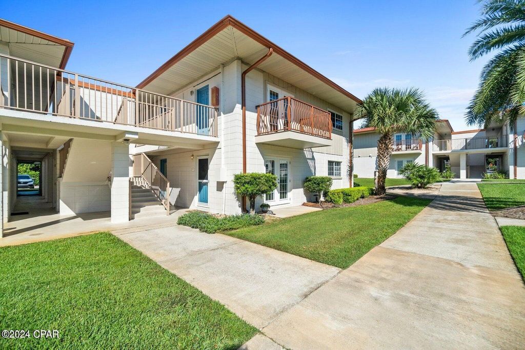 2100 W Beach Drive D202, Panama City, FL 32401