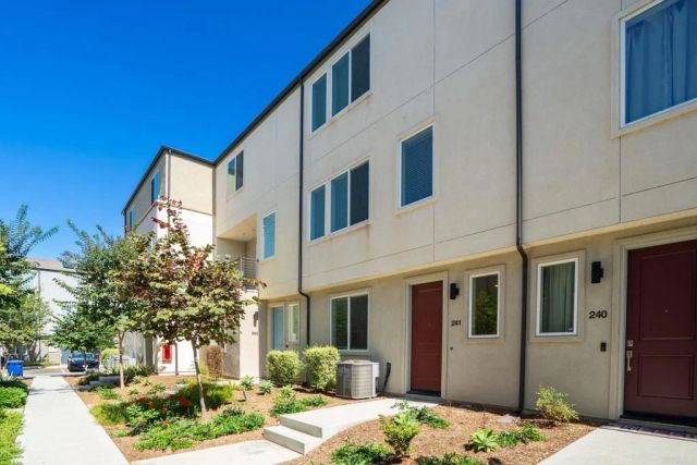 5280 Beachfront Cove 241, San Diego, CA 92154