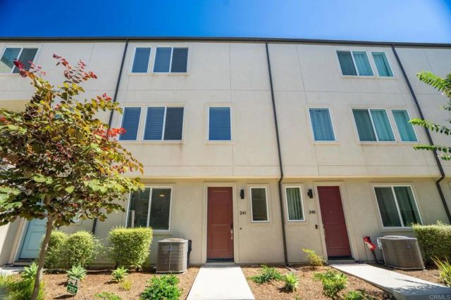 5280 Beachfront Cove 241, San Diego, CA 92154
