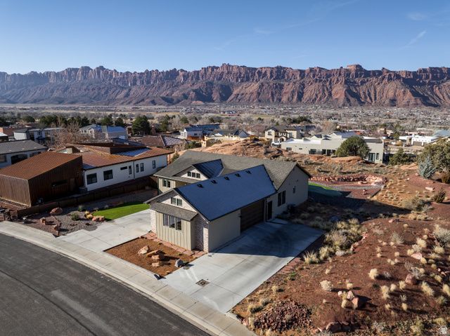 2182 SALIDA DEL SOL, Moab, UT 84532