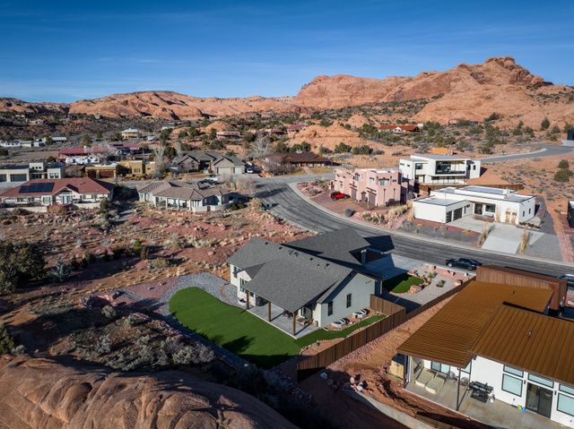 2182 SALIDA DEL SOL, Moab, UT 84532