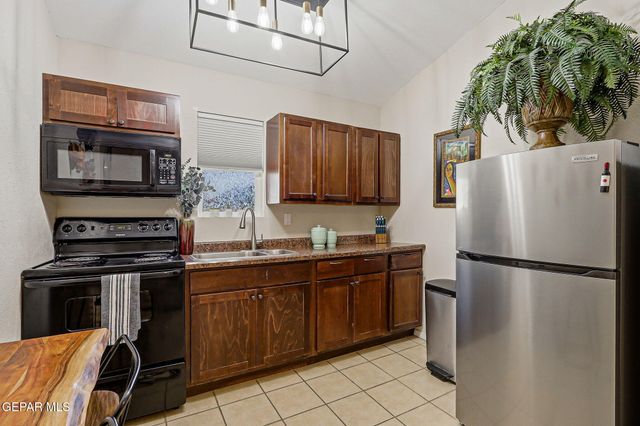 2405 MARISA ATILANO Way, El Paso, TX 79938