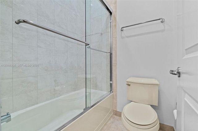 5301 S Sterling Ranch Cir, Davie, FL 33314