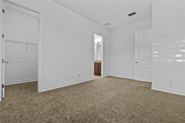 5301 S Sterling Ranch Cir, Davie, FL 33314