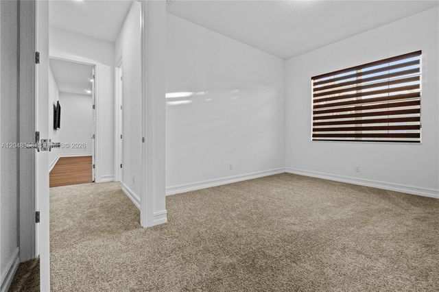 5301 S Sterling Ranch Cir, Davie, FL 33314