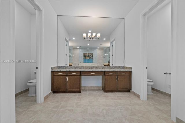 5301 S Sterling Ranch Cir, Davie, FL 33314