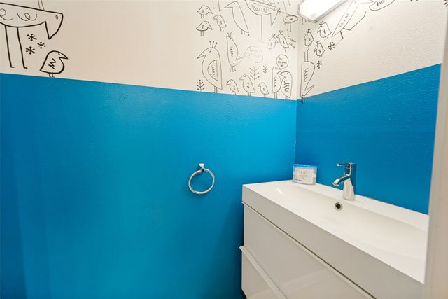 4013 Clayton Road E, Fort Worth, TX 76116