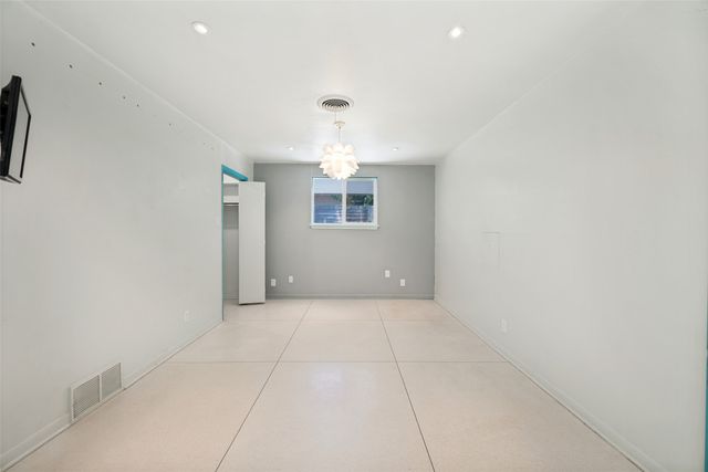 4013 Clayton Road E, Fort Worth, TX 76116