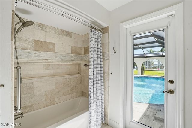 1911 SE 44th ST, Cape Coral, FL 33904