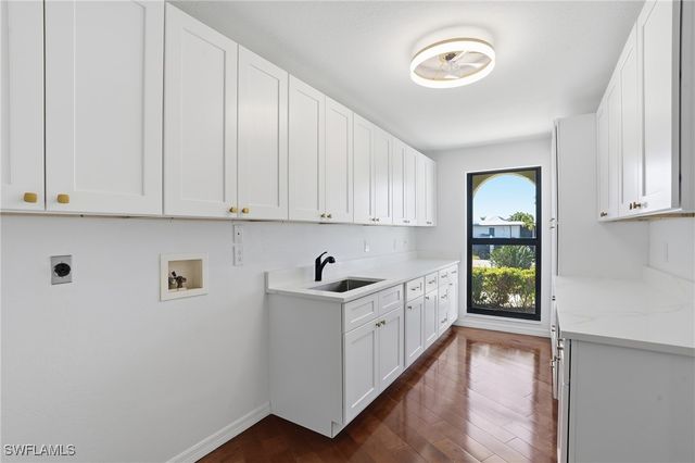 1911 SE 44th ST, Cape Coral, FL 33904