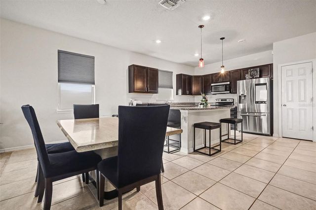 213 CITRUS ISLE LOOP, Davenport, FL 33837