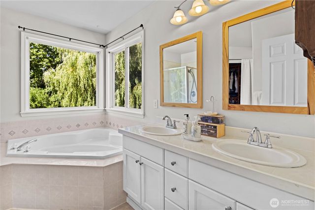 4418 70th Avenue NE, Marysville, WA 98270