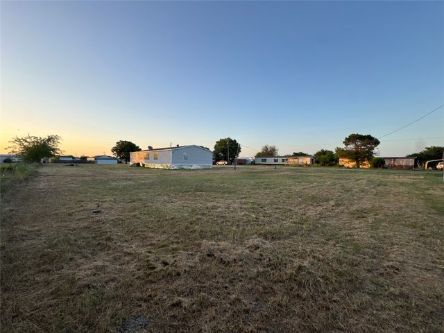 1208 Casa Lane, Venus, TX 76084