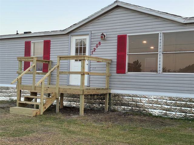 1208 Casa Lane, Venus, TX 76084