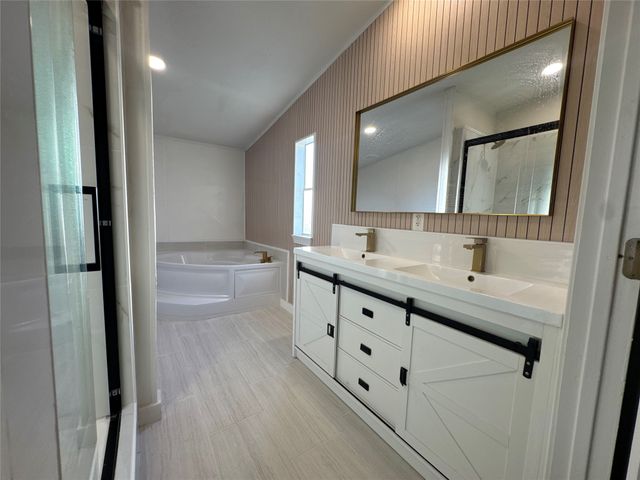 1208 Casa Lane, Venus, TX 76084