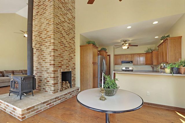 28411 72nd PLACE, Salem, WI 53168