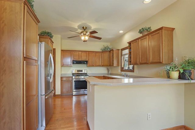 28411 72nd PLACE, Salem, WI 53168